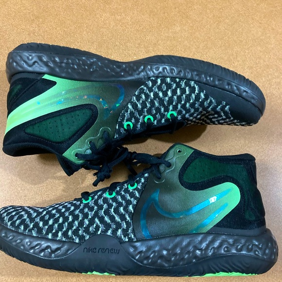 NIKE KD TREY 5 VIII - Picture 3 of 9